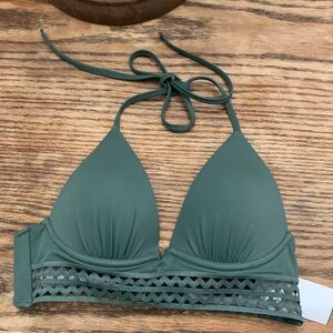Ladies Sz 32B bikini top NWT